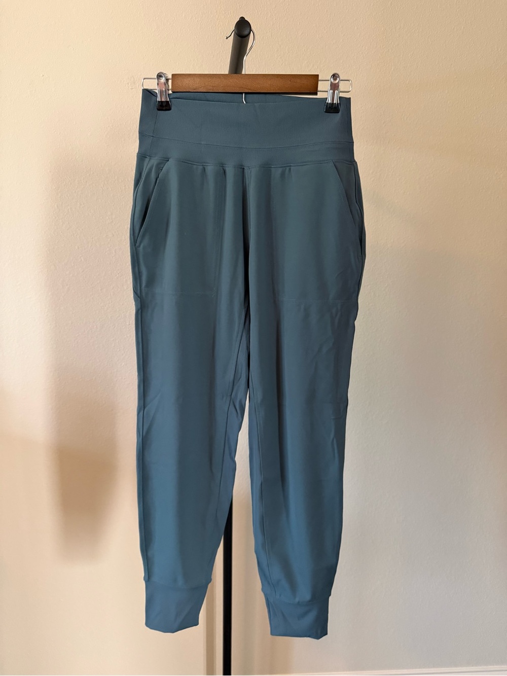 Athleta Venice High-Rise Joggers - Eden - Picture 2 of 4